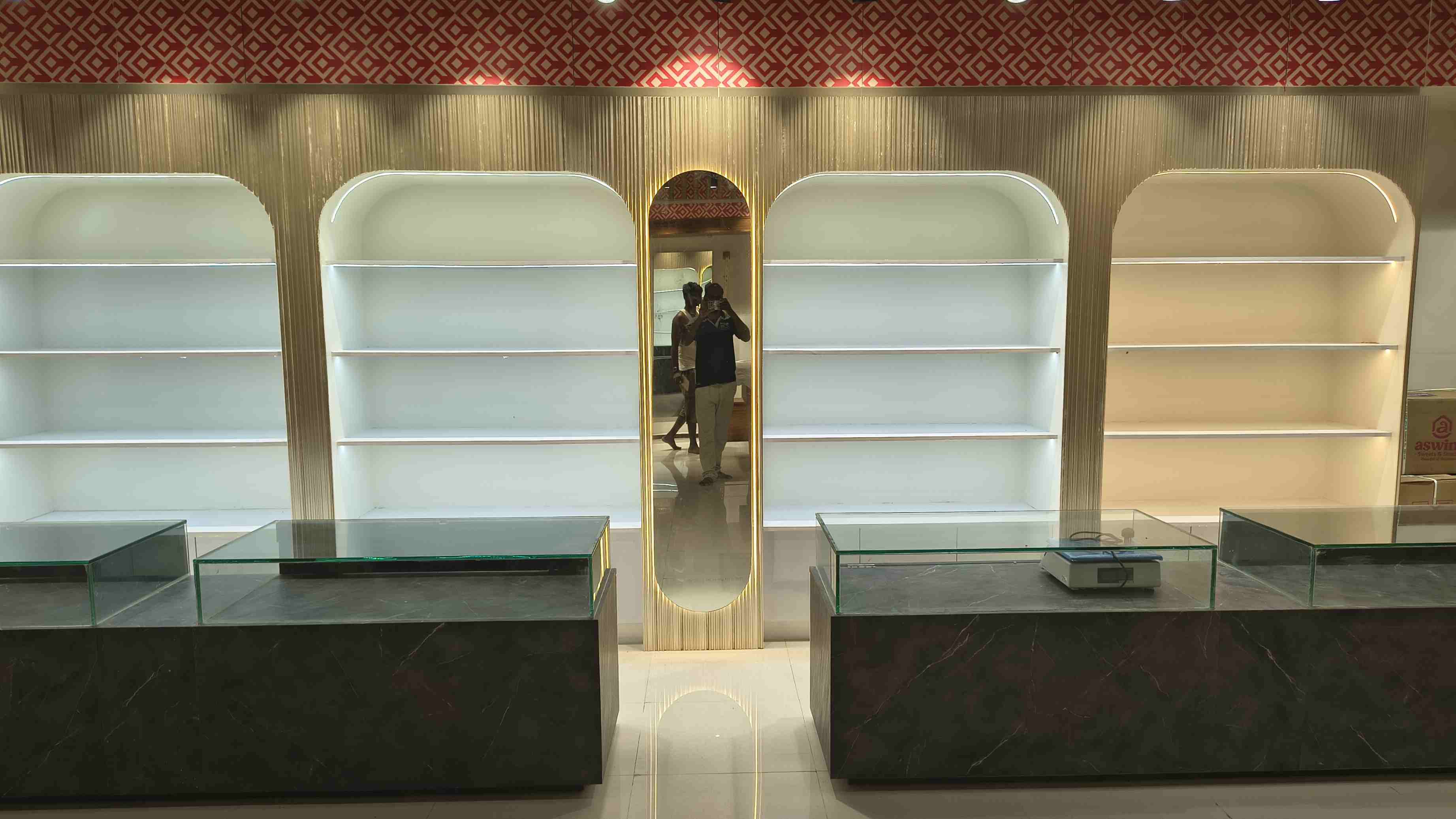 Karvium Multi show room 1